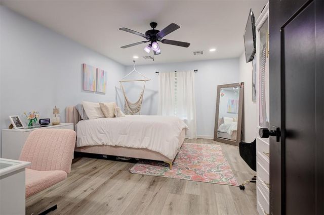 4600 Mustang Park Boulevard, Mustang, OK 73064