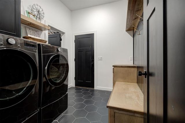 4600 Mustang Park Boulevard, Mustang, OK 73064