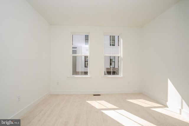 8104 DONATELLO DR, Princeton, NJ 08540