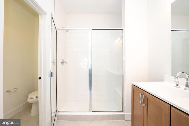 8104 DONATELLO DR, Princeton, NJ 08540