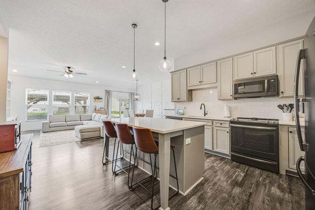 108 Ratcliff Lane, Plain City, OH 43064