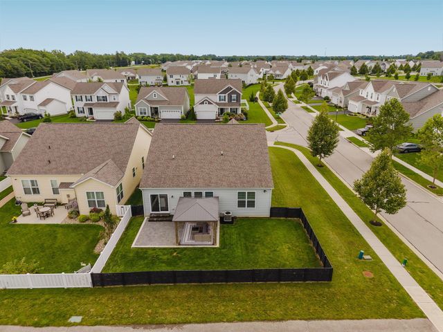 108 Ratcliff Lane, Plain City, OH 43064
