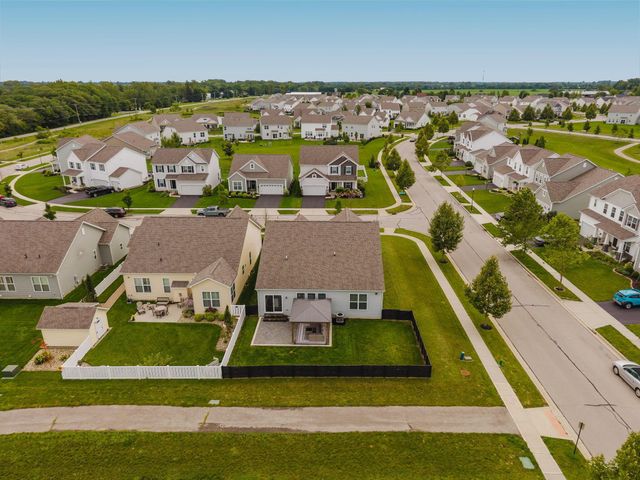 108 Ratcliff Lane, Plain City, OH 43064