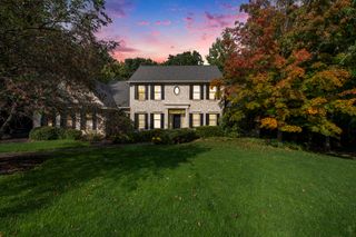 1610 Flowers Mill Drive Ne, Grand Rapids Twp, MI 49525