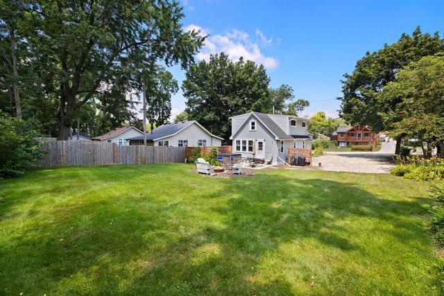 705 Hickory ROAD, Twin Lakes, WI 53181