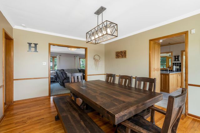 10084 Cadiz State Route 21 Road, Cambridge, OH 43725