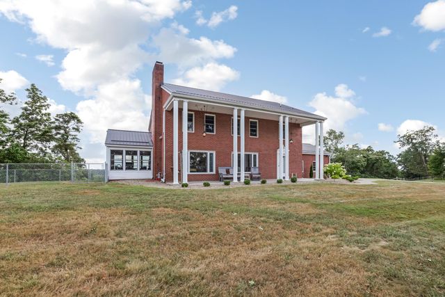 10084 Cadiz State Route 21 Road, Cambridge, OH 43725