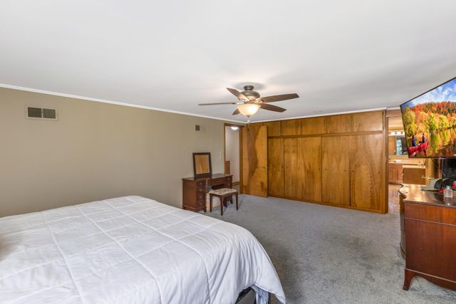 10084 Cadiz State Route 21 Road, Cambridge, OH 43725