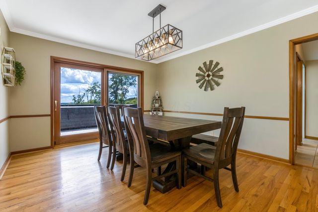 10084 Cadiz State Route 21 Road, Cambridge, OH 43725