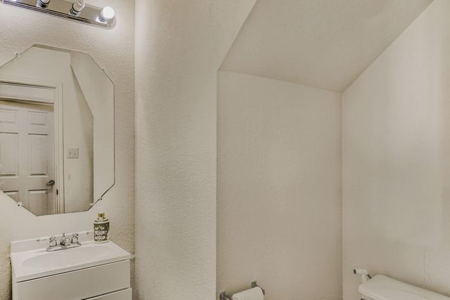 14716 Lipton LN, Pflugerville, TX 78660