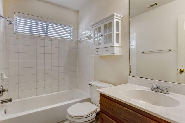 14716 Lipton LN, Pflugerville, TX 78660