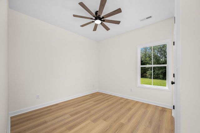 342 Underhill Rd, Mcminnville, TN 37110