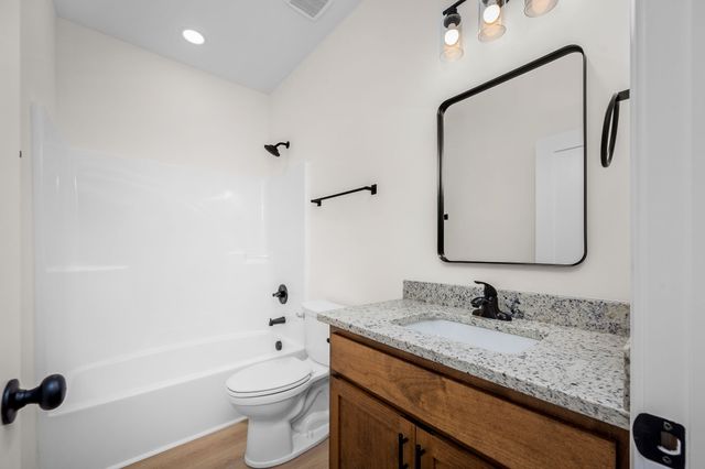 342 Underhill Rd, Mcminnville, TN 37110