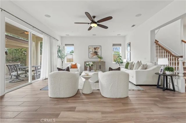 164 Newall, Irvine, CA 92618