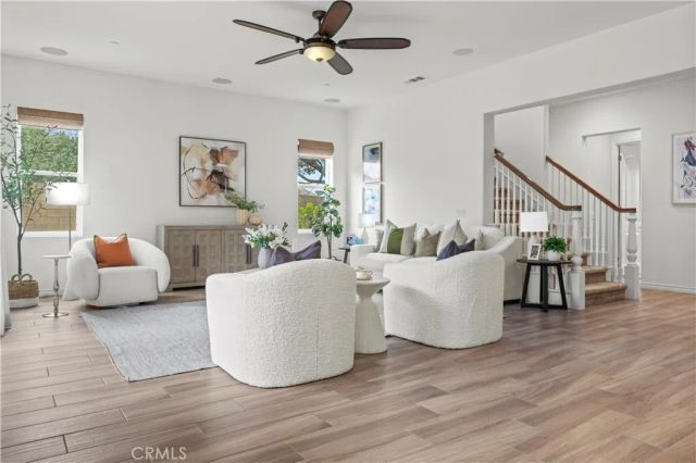 164 Newall, Irvine, CA 92618