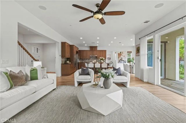 164 Newall, Irvine, CA 92618