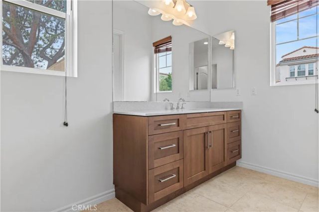 164 Newall, Irvine, CA 92618