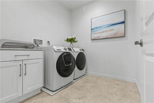 164 Newall, Irvine, CA 92618