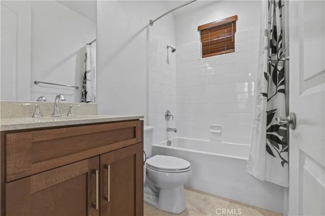 164 Newall, Irvine, CA 92618