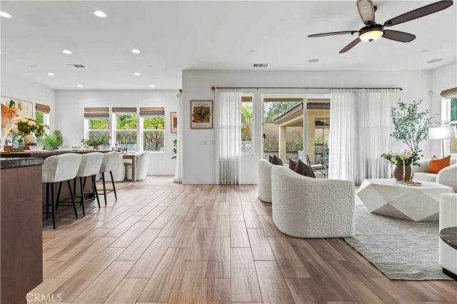 164 Newall, Irvine, CA 92618