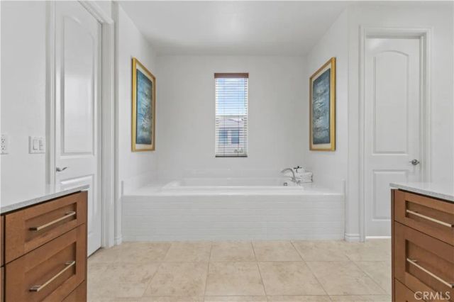 164 Newall, Irvine, CA 92618