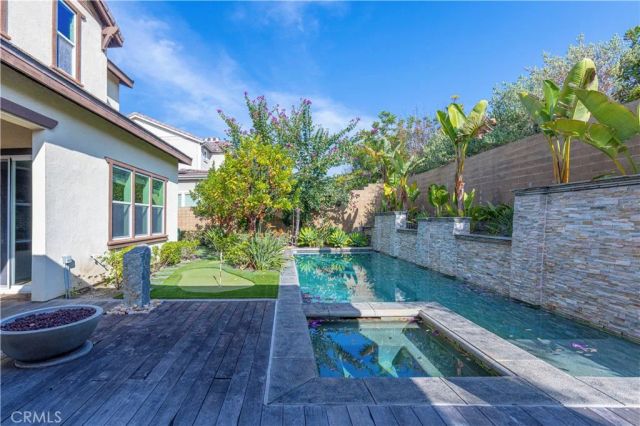 164 Newall, Irvine, CA 92618