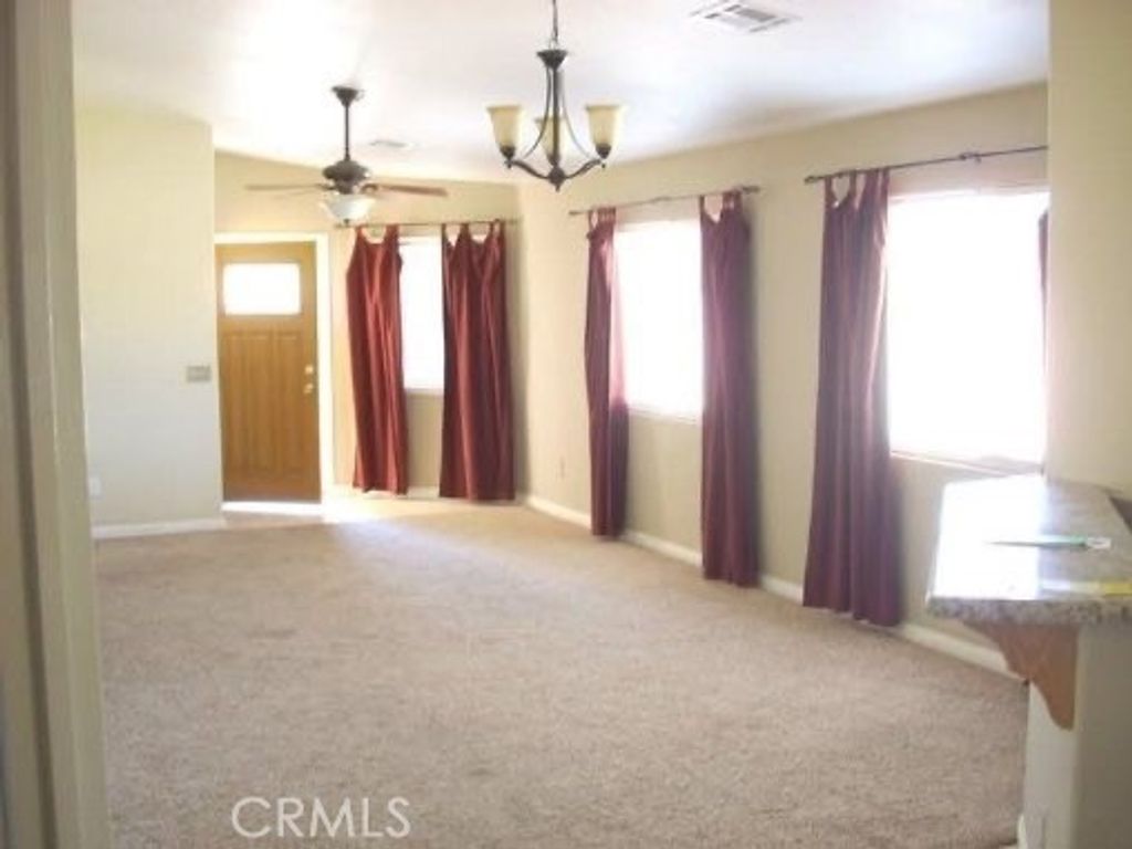 Image 2 of property listing at 57510 Pueblo, Yucca Valley, CA 92284