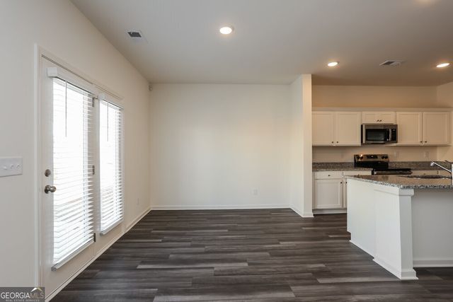 7631 Saffron Avenue, Covington, GA 30014