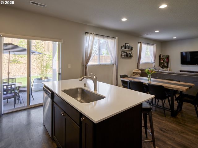 2912 S HARPER VALLEY Way, Ridgefield, WA 98642