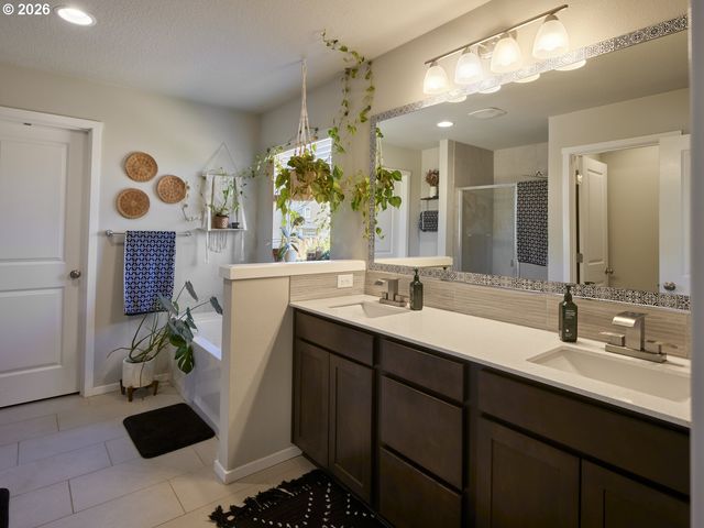 2912 S HARPER VALLEY Way, Ridgefield, WA 98642