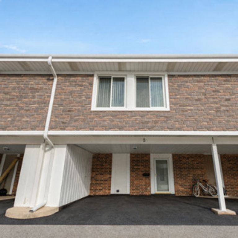 2 Cour Masson, Palos Hills, IL 60465