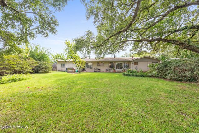 199 N Southlawn Drive, Lafayette, LA 70503