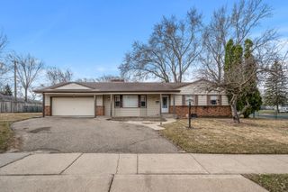 501 E 102nd Street, Bloomington, MN 55420