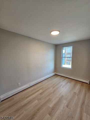 231 Clark Pl, Elizabeth City, NJ 07206