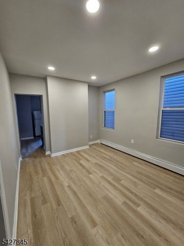 231 Clark Pl, Elizabeth City, NJ 07206