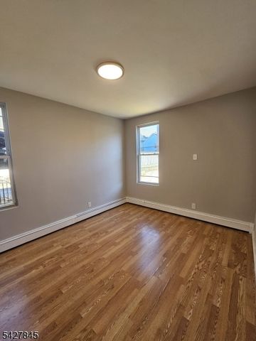 231 Clark Pl, Elizabeth City, NJ 07206