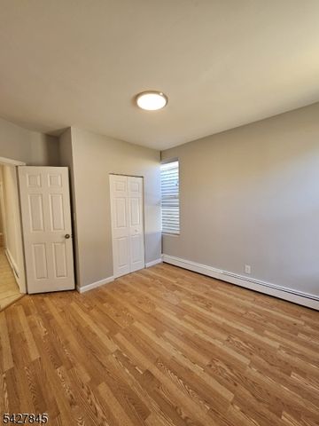 231 Clark Pl, Elizabeth City, NJ 07206