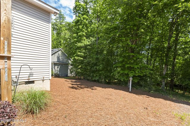 49 Ashley Woods Court, Clayton, NC 27527