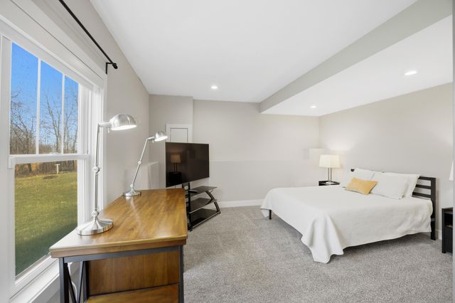 717 Verdano Terrace, Crown Point, IN 46307