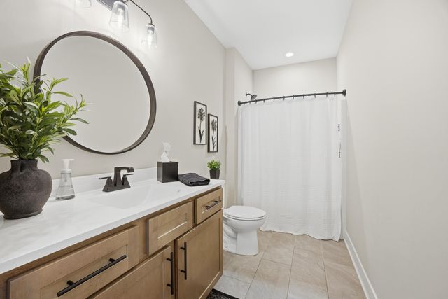 717 Verdano Terrace, Crown Point, IN 46307