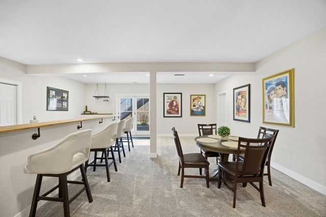 717 Verdano Terrace, Crown Point, IN 46307