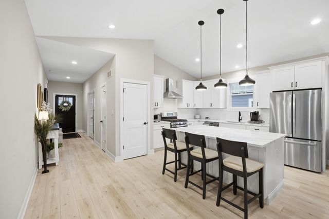 717 Verdano Terrace, Crown Point, IN 46307