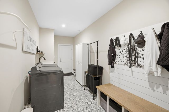 717 Verdano Terrace, Crown Point, IN 46307