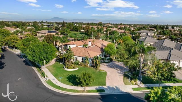 12117 Clegg Drive, Bakersfield, CA 93311
