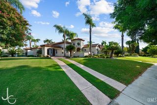 12117 Clegg Drive, Bakersfield, CA 93311