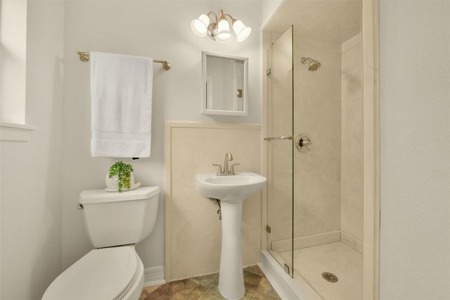 315 S Ravenhead Drive, Houston, TX 77034