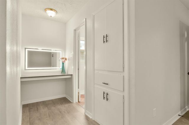 315 S Ravenhead Drive, Houston, TX 77034