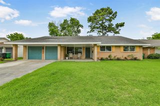 315 S Ravenhead Drive, Houston, TX 77034