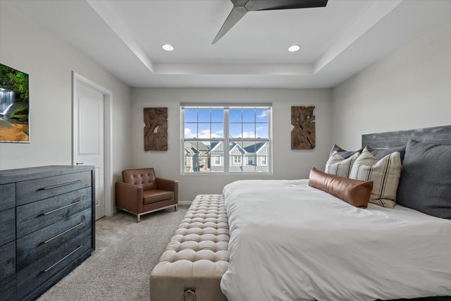 47675 Alden Terrace N, Northville, MI 48168