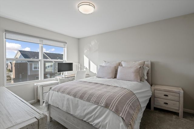 47675 Alden Terrace N, Northville, MI 48168